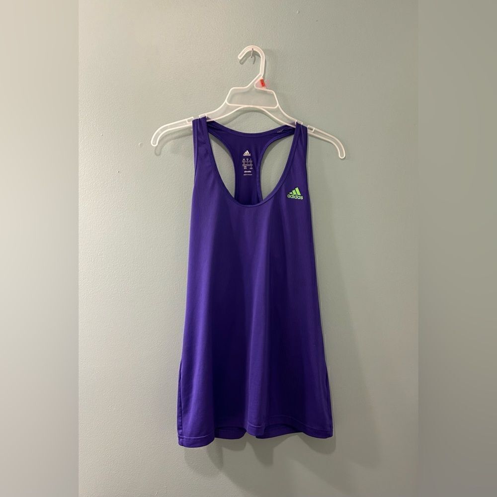 NWOT … ADIDAS “Size: M” Athletic Top